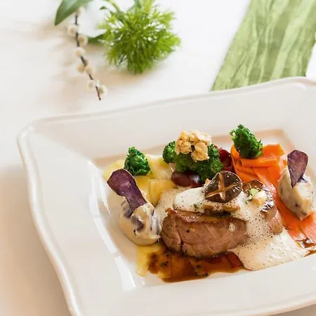 & Restaurant Schaumburger Ritter,