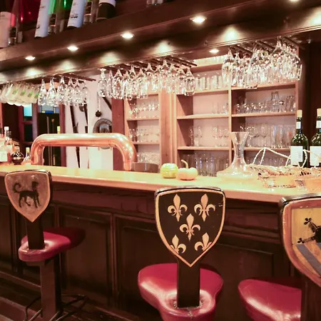 & Restaurant Schaumburger Ritter, Hotel