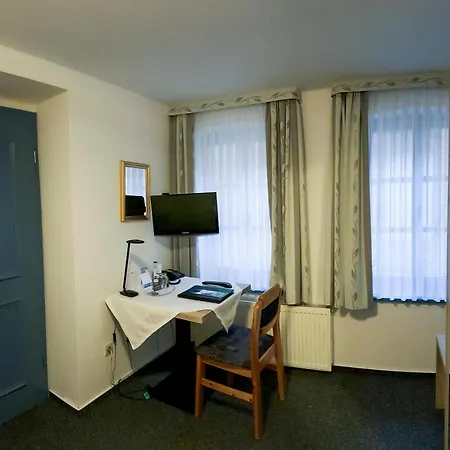 & Restaurant Schaumburger Ritter, 3* Rinteln