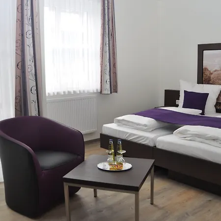 & Restaurant Schaumburger Ritter, Rinteln