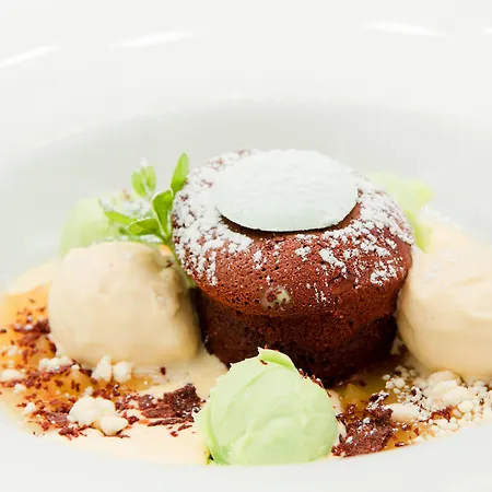 & Restaurant Schaumburger Ritter, Hotel