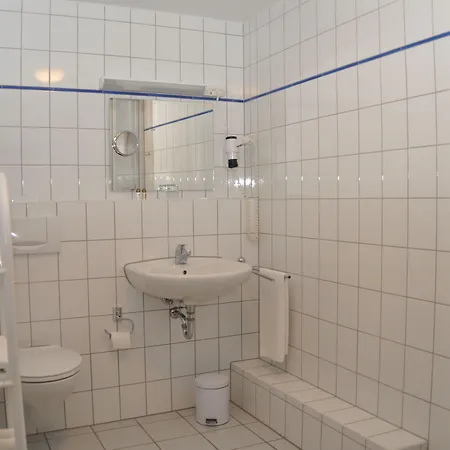 & Restaurant Schaumburger Ritter, 3*