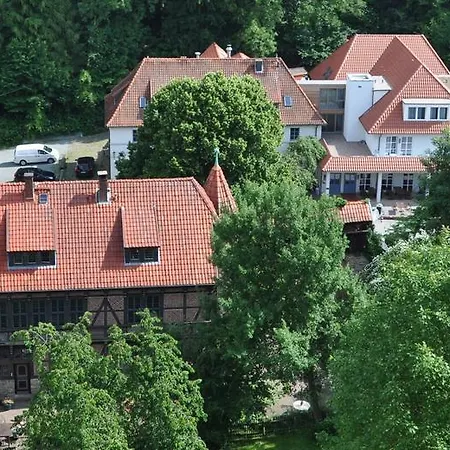 & Restaurant Schaumburger Ritter,