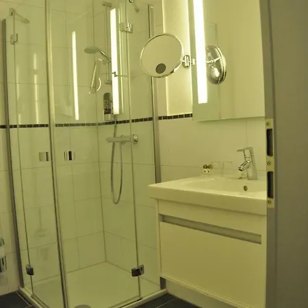 & Restaurant Schaumburger Ritter, Hotel