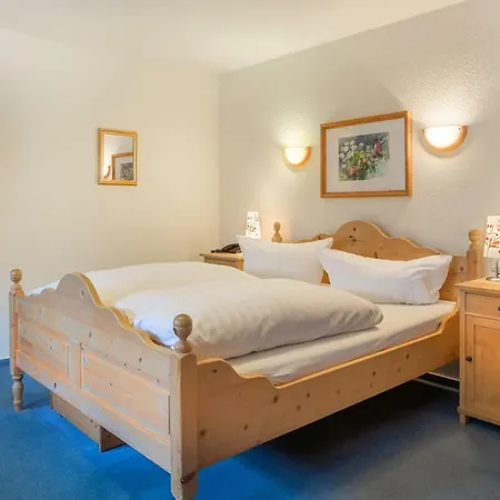 & Restaurant Schaumburger Ritter, Hotel